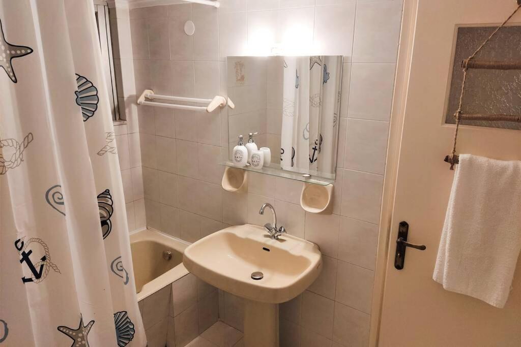 Apartment 95 M2, Center Of Sitia, Wifi, 350M Beach Exterior foto
